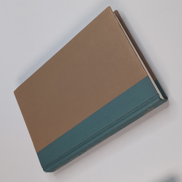 Trevor Noah Born a Crime hardcover book - Picture 8 of 10